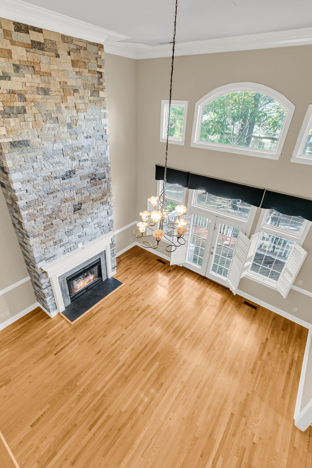4201 Meadowbrook Court Photo 38