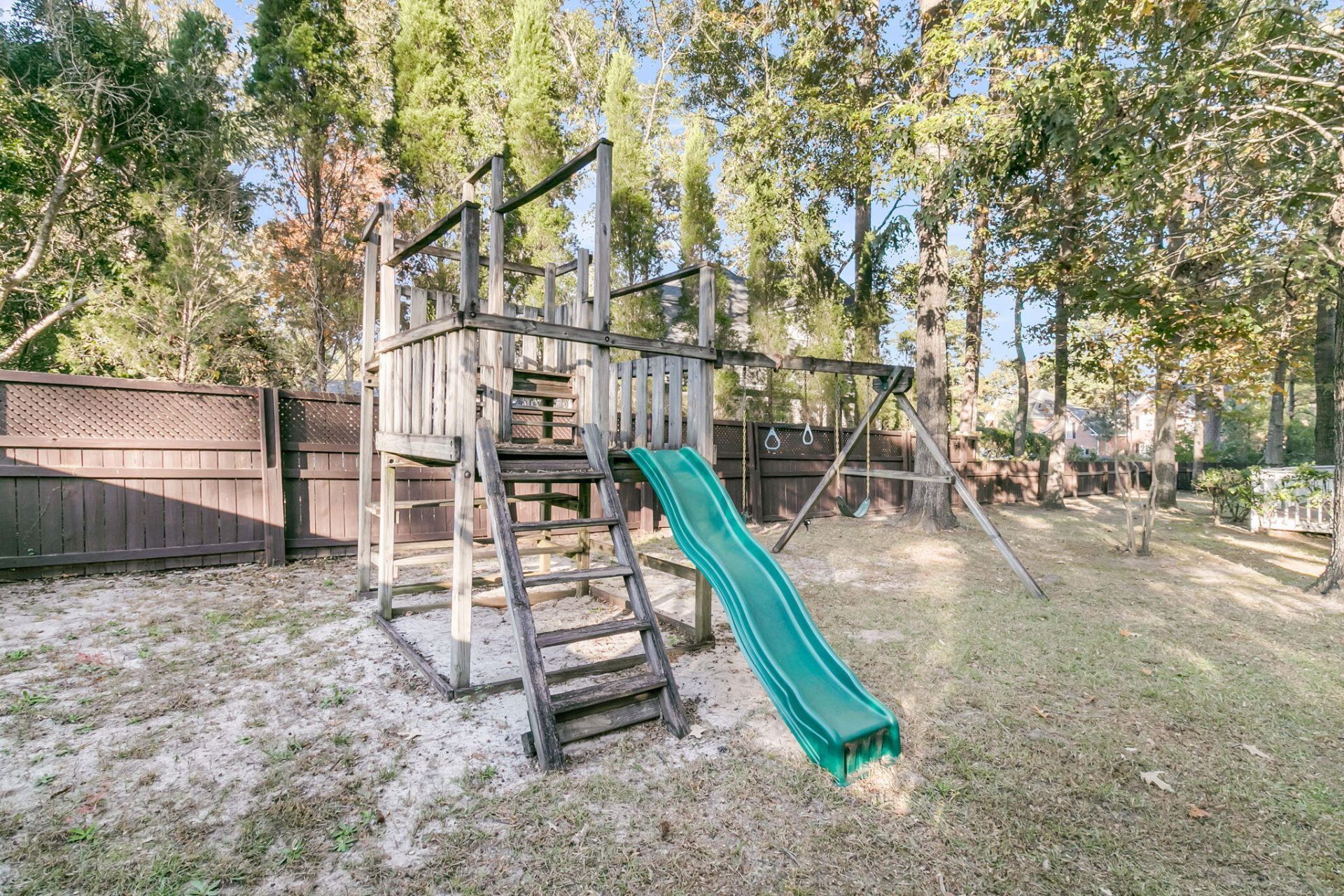 4201 Meadowbrook Court Photo 53