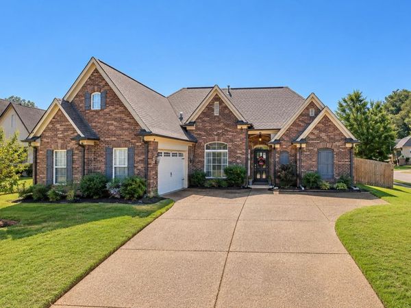 8285 BARTLETT GAP DR, Bartlett, TN 38133