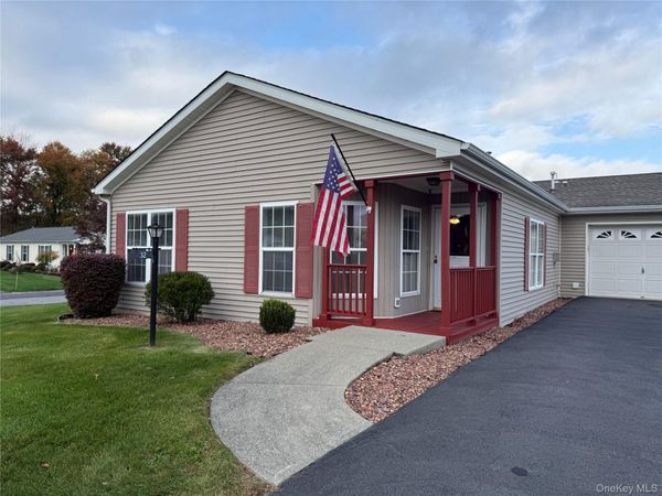 32 Naples Drive , Poughkeepsie, NY 12603