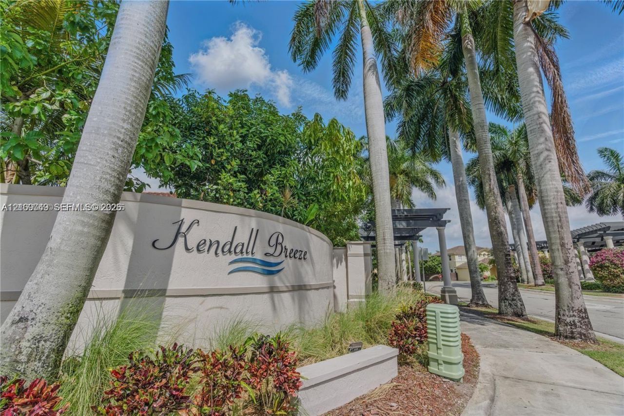 12447 SW 124th Path , Miami, FL 33186 Photo