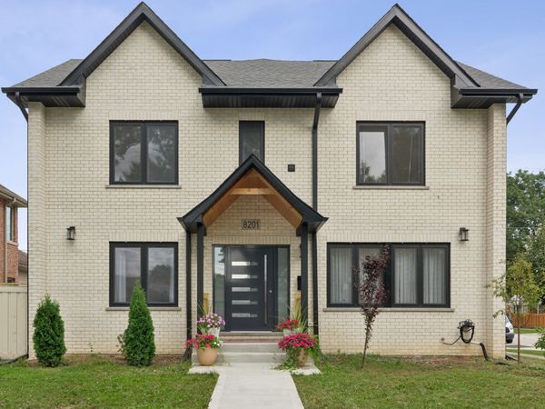 8201 N Wisner Street , Niles, IL 60714