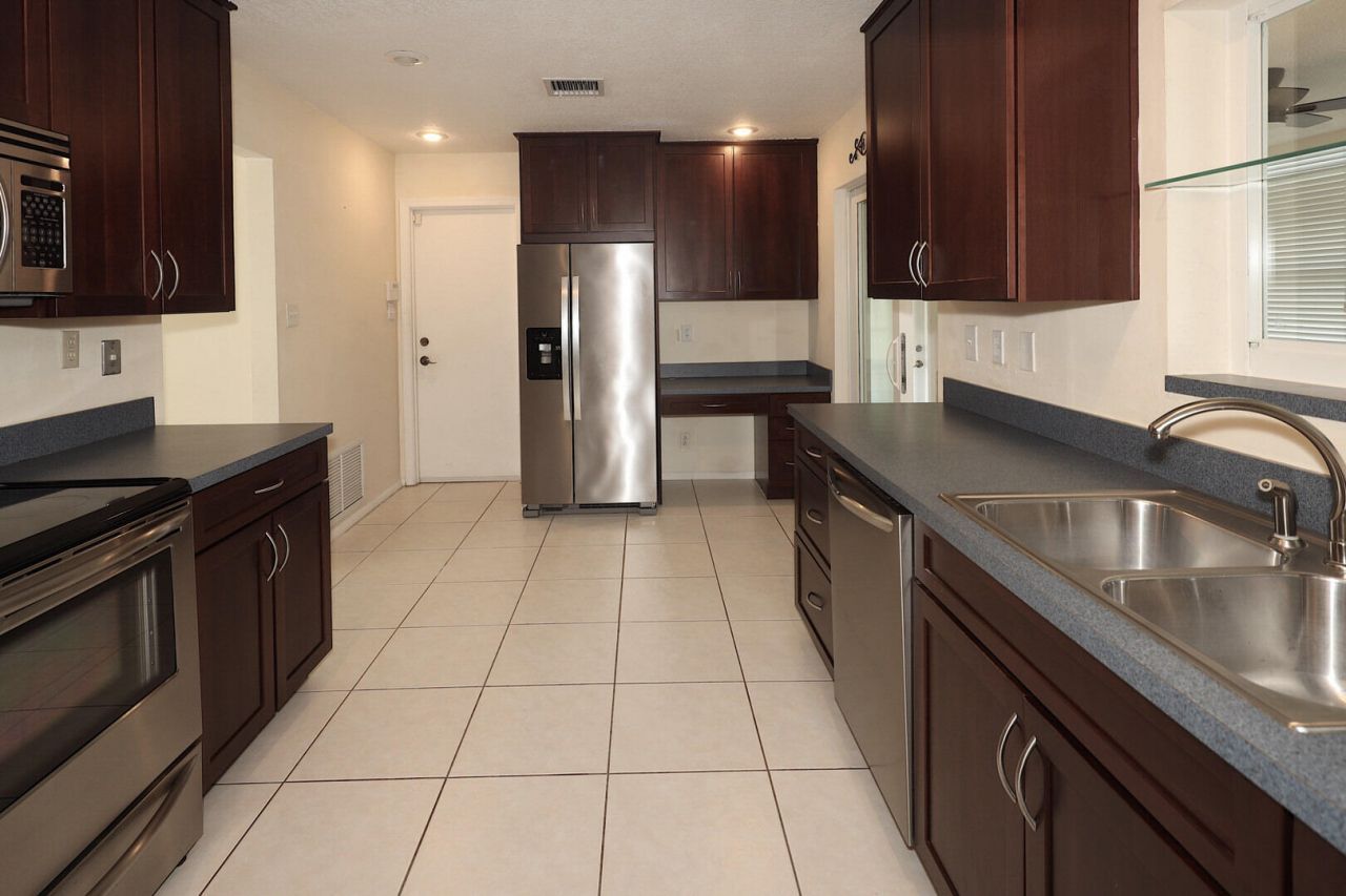 7305 NW 58th Court, Tamarac, FL 33321 Photo