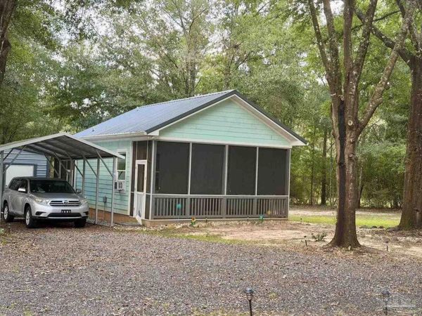 5032 Camp Ground Rd, Milton, FL 32583