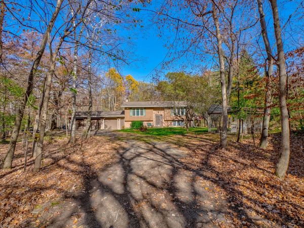 26731 Oakman Avenue, Lindstrom, MN 55045