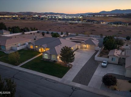 420 Mystic Mountain Drive, Sparks, NV 89441 Photo