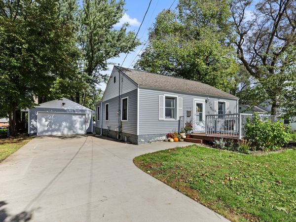 1515 Southlawn Drive , Des Moines, IA 50315