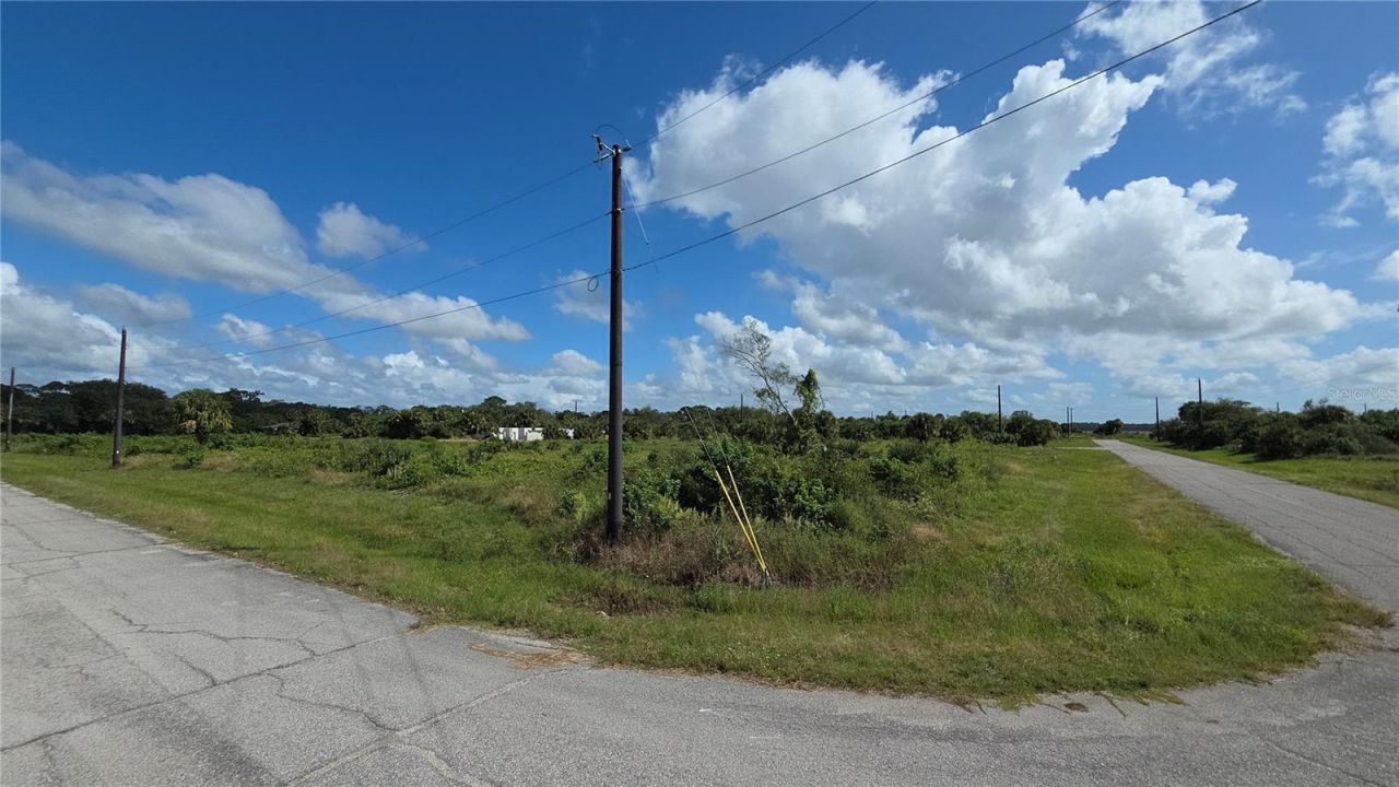 356 Phoenix Terrace , Labelle, FL 33935 Photo
