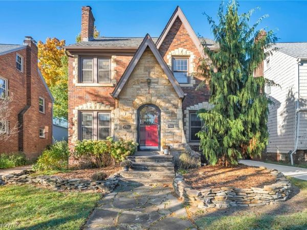 3561 Tullamore Road, University Heights, OH 44118