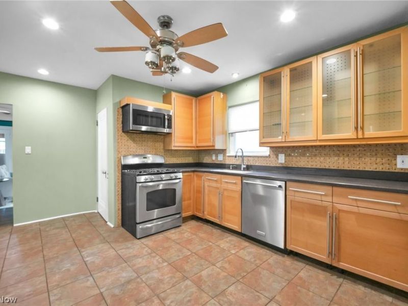 3561 Tullamore Road, University Heights, OH 44118 Photo 13