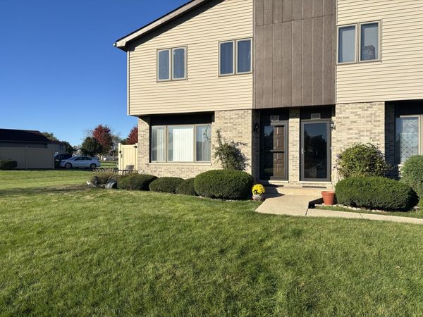 715 Tauber Road , Unit 715, New Lenox, IL 60451