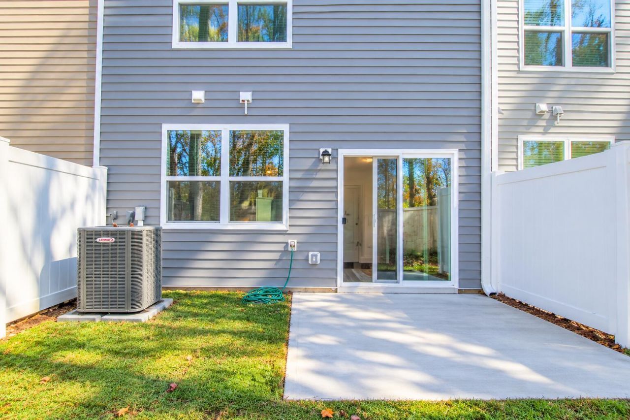 507 Scarlett Maple Street Photo 17