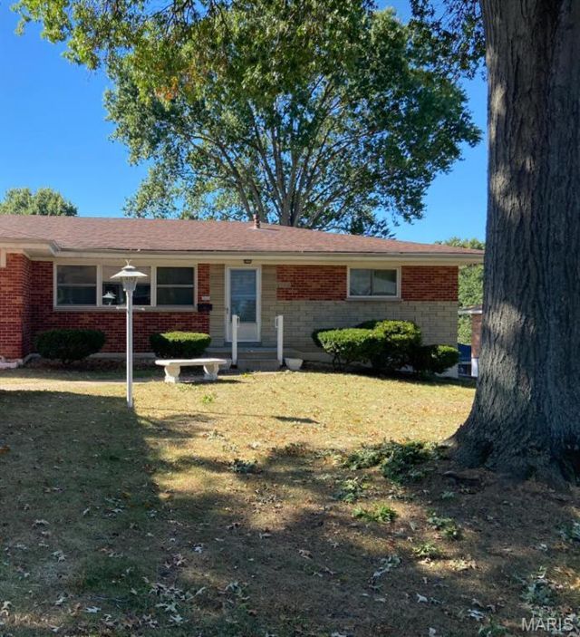 1106 Mary Candace Lane, Saint Louis, MO 63125 Main Photo