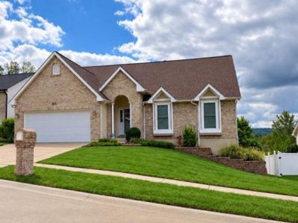 2016 Derby Run Court , Imperial, MO 63052