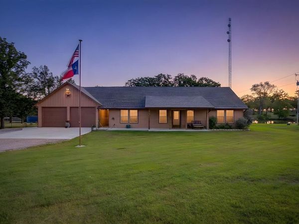 127 Brown Lane, Poolville, TX 76487