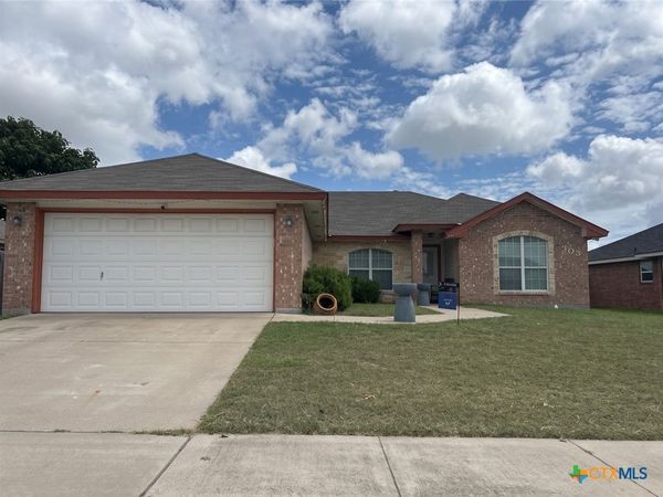 303 Leo Lane , Killeen, TX 76542