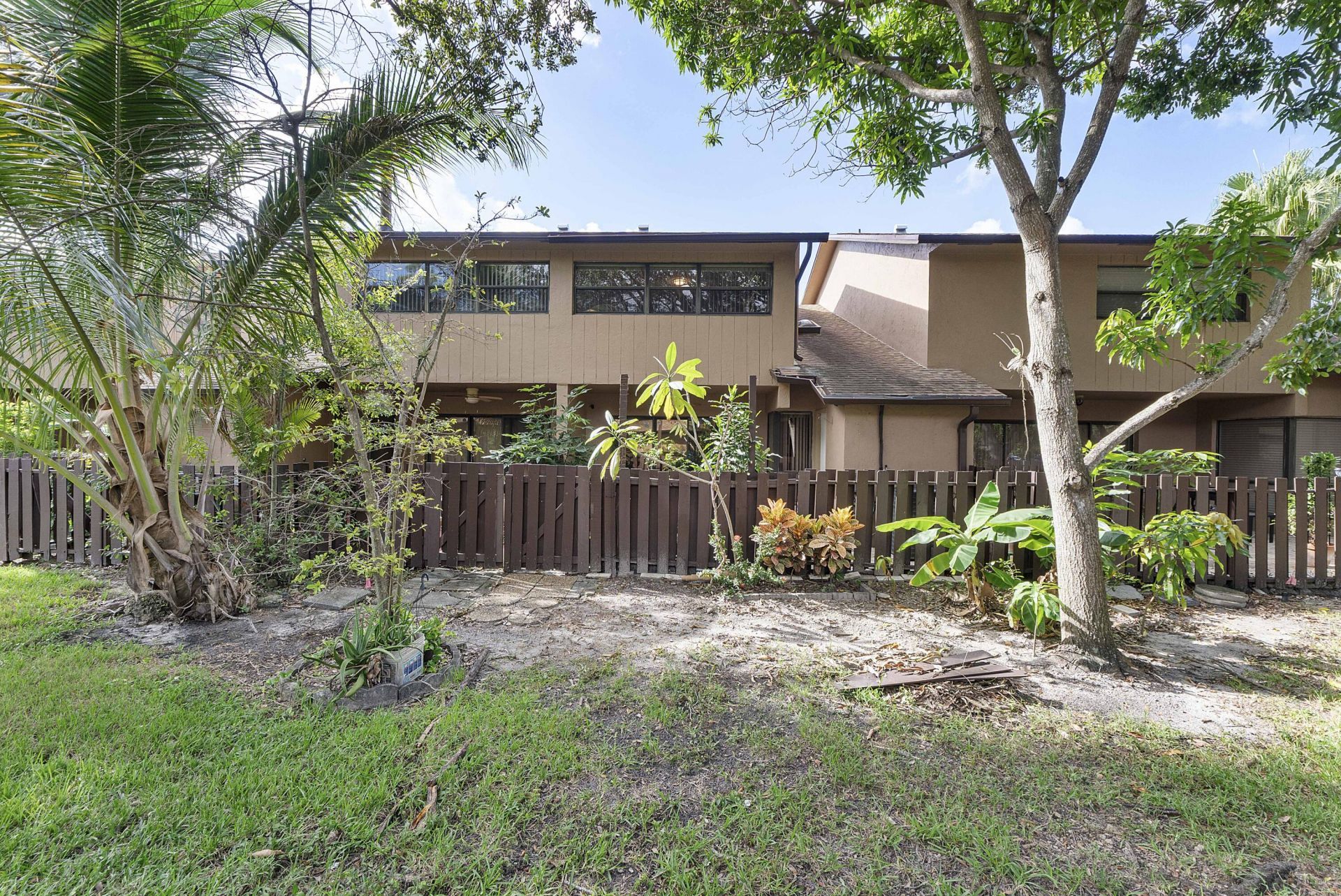 7780 NW 79th Avenue, Unit F2, Tamarac, FL 33321 Photo