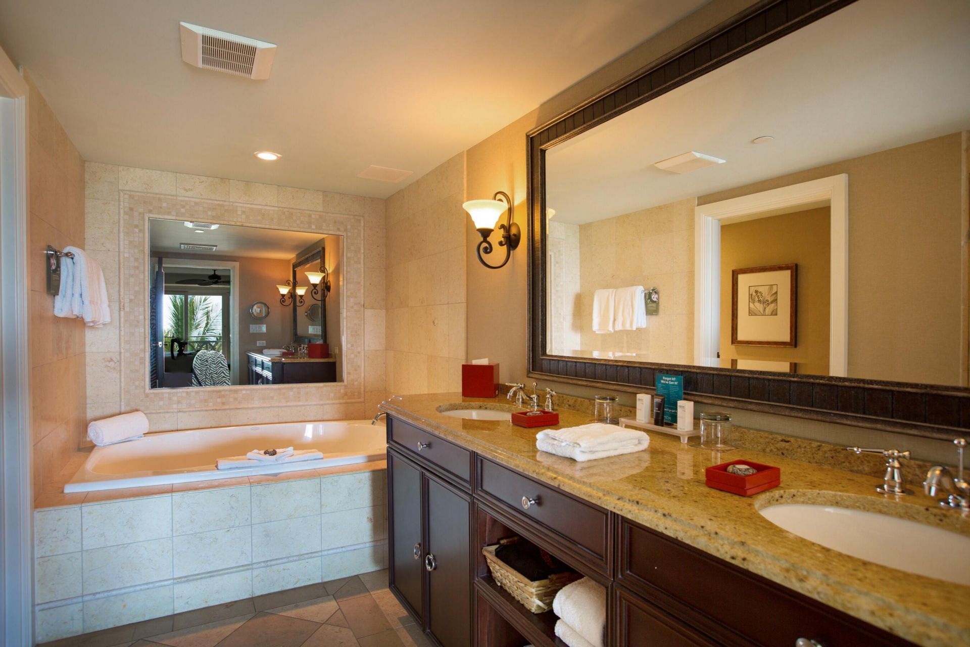 3500 Ocean Drive, Unit 324, Vero Beach, FL 32963 Photo