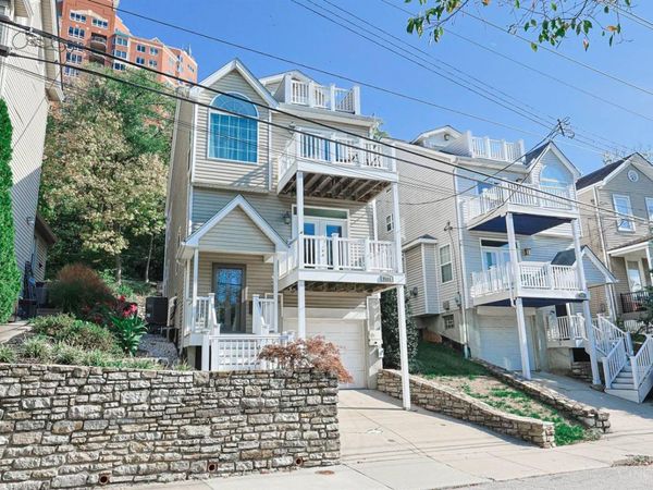 3404 Walworth Avenue, Cincinnati, OH 45226