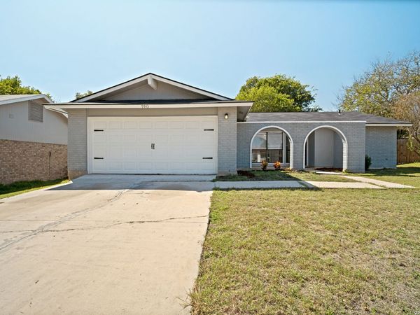 9743 CYLBURN PARK, Converse, TX 78109