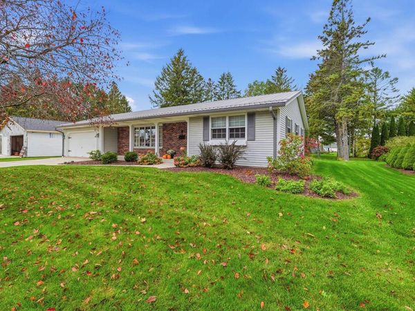 328 S 9th STREET, Oostburg, WI 53070