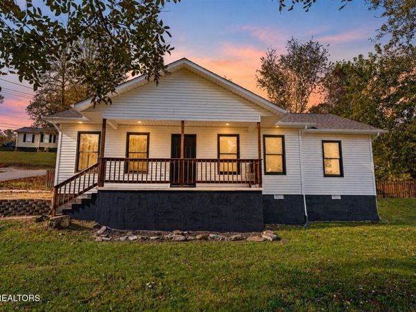 146 Sandy Hill Rd, LaFollette, TN 37766