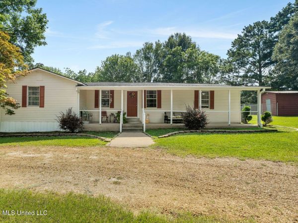 2115 Old Brookhaven Road, Summit, MS 39666