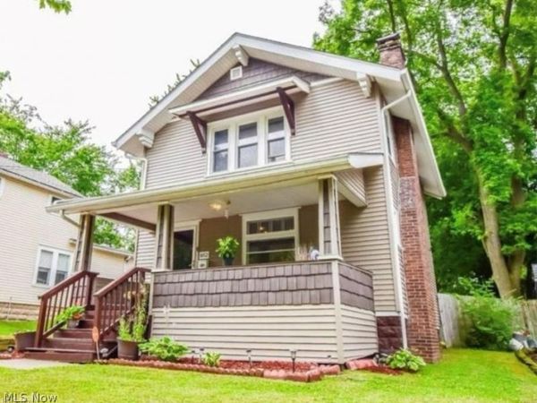 852 Lawton Street , Akron, OH 44320