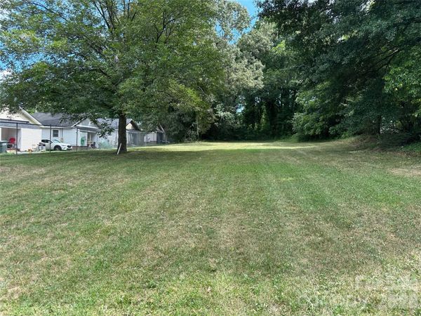 119 W Bradley Street , Gastonia, NC 28052