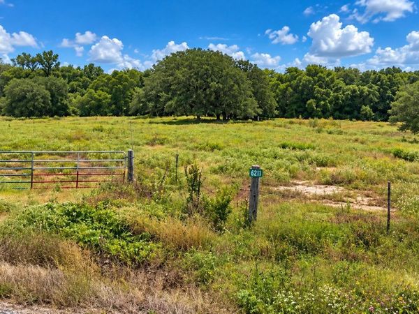 6228 FM 141 RD , Dime Box, TX 77853