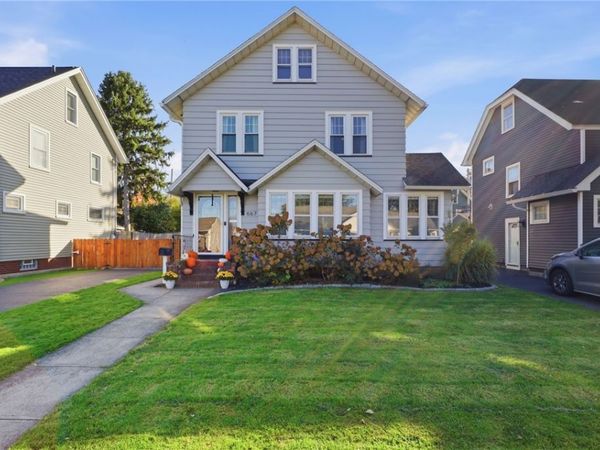 667 Laurelton Road, Rochester, NY 14609