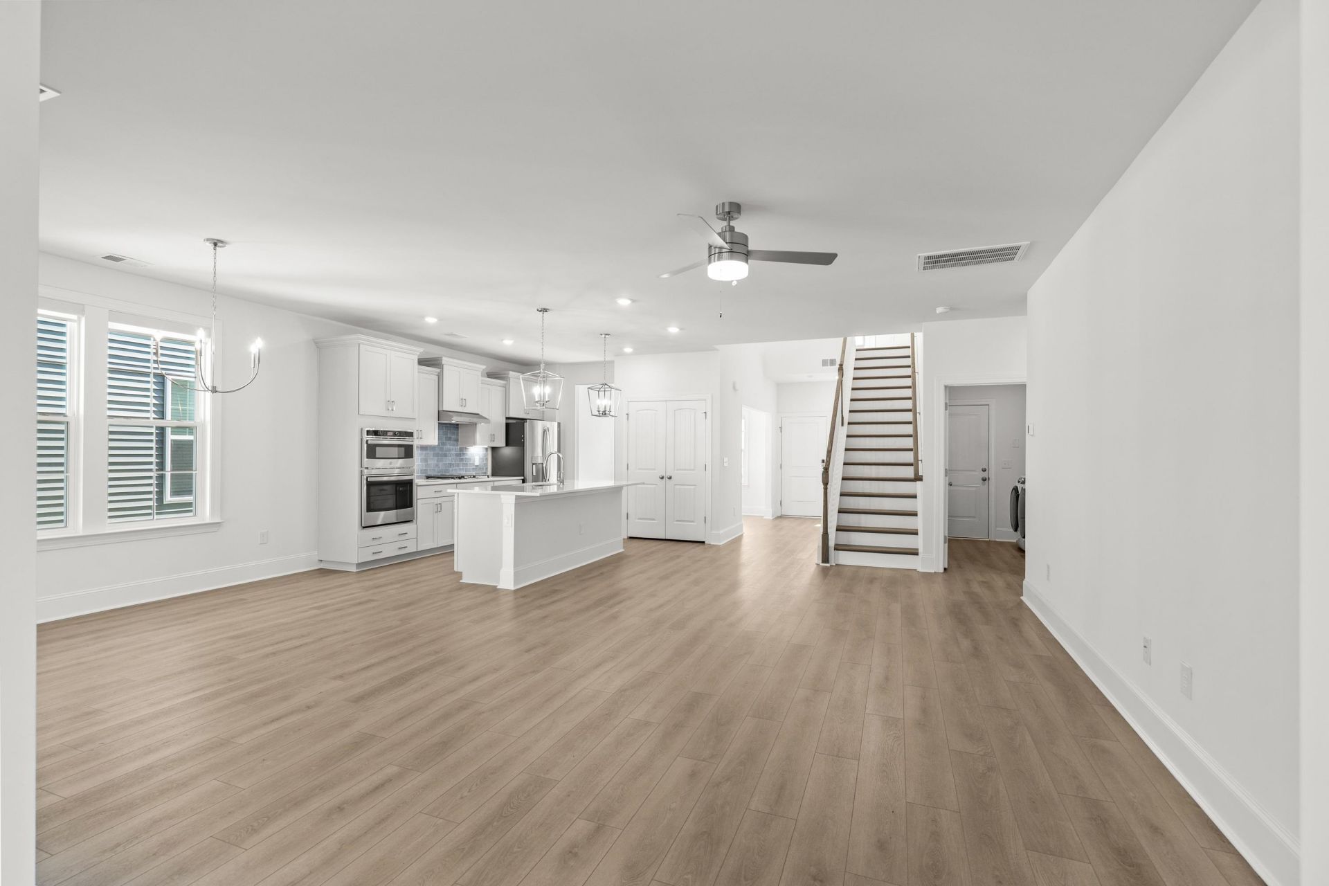 3174 Visionary Dr.  Photo 7