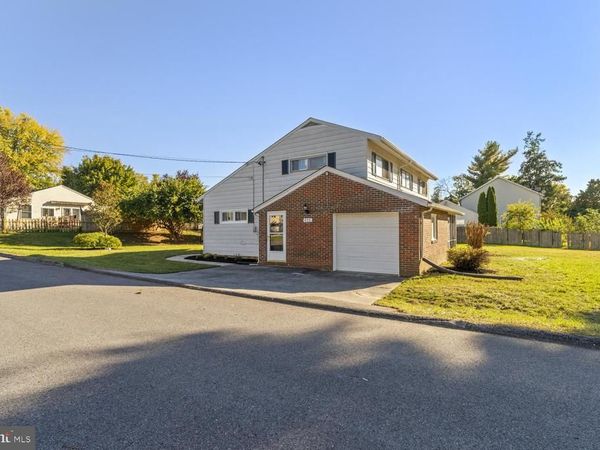 425 OAK AVENUE , WESTMINSTER, MD 21157
