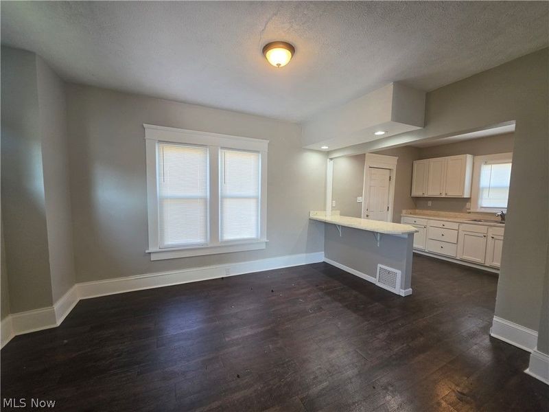 2317 11th Street SW, Canton, OH 44706 Photo 3