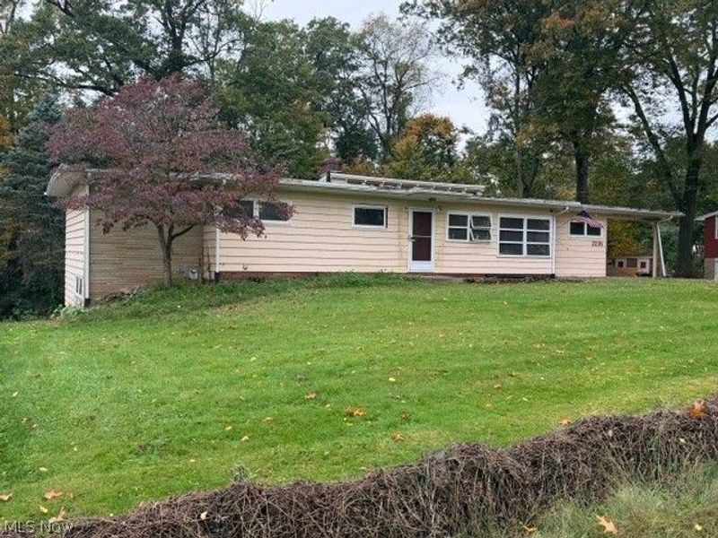 2235 Helena Avenue NW, Massillon, OH 44646 Photo 3