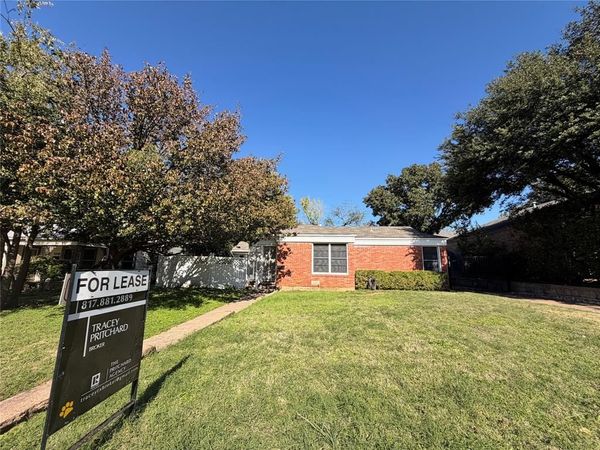 6454 Camp Bowie Boulevard, Fort Worth, TX 76116