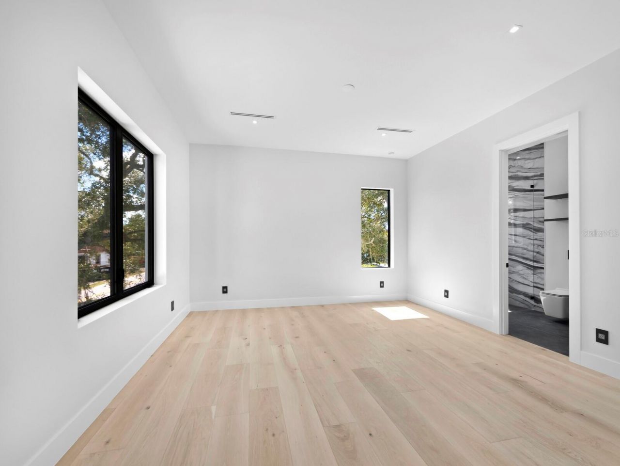 2089 Arlington Street, Sarasota, FL 34239 Photo