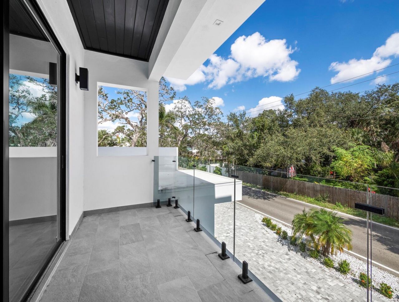 2089 Arlington Street, Sarasota, FL 34239 Photo