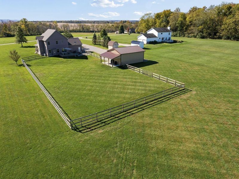 6936 Zane Trail Road, Circleville, OH 43113 Photo 6