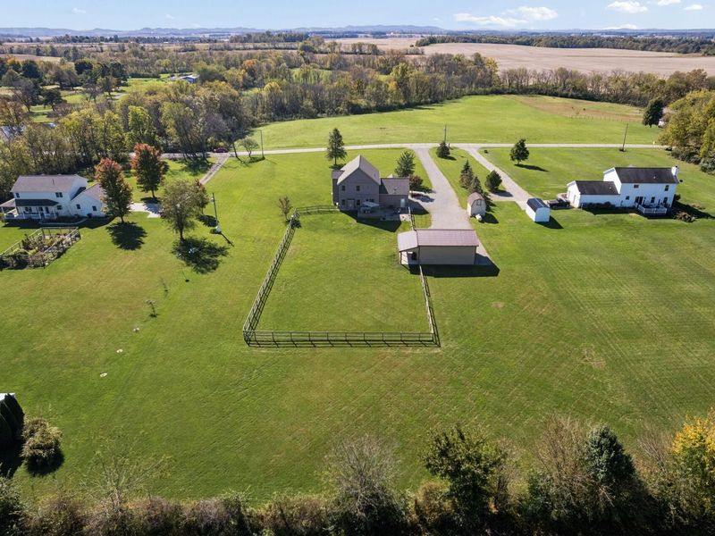 6936 Zane Trail Road, Circleville, OH 43113 Photo 7