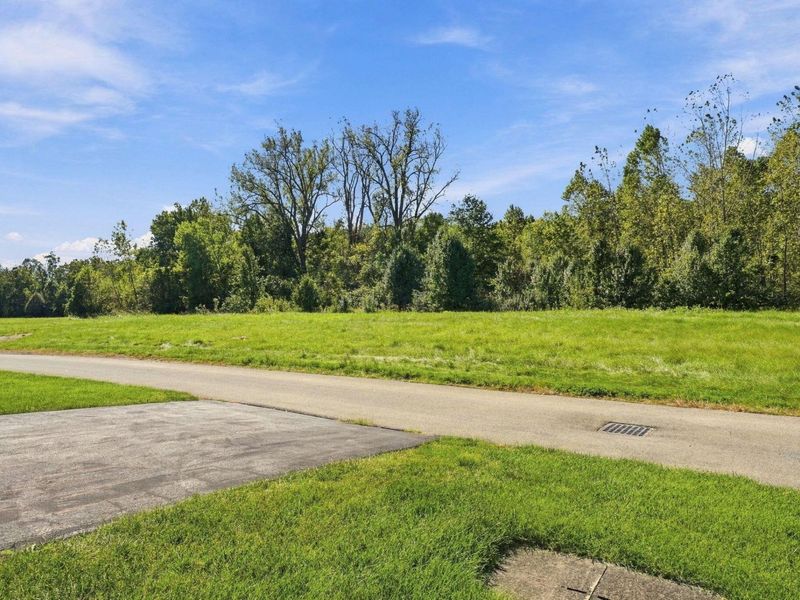2283 Doneen Drive, Columbus, OH 43219 Photo 30