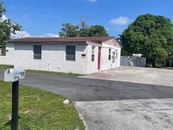 1519 NW 12TH Court, Fort Lauderdale, FL 33311