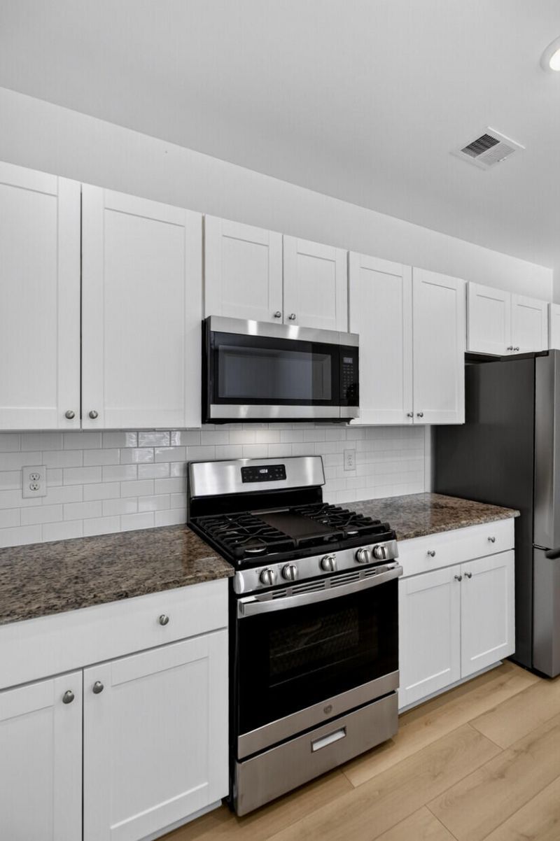 554 Spanish Wells Road Photo 11