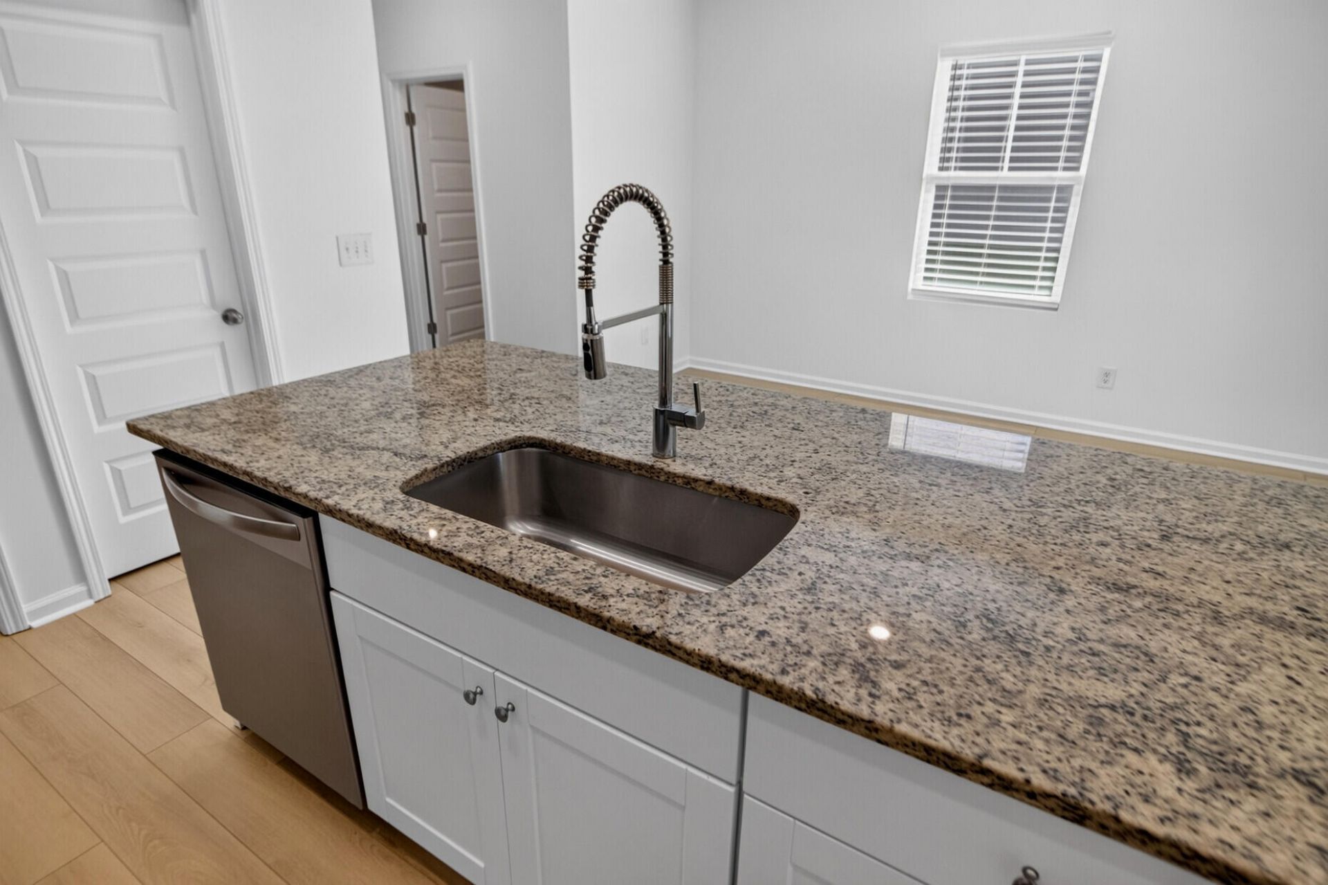 554 Spanish Wells Road Photo 12