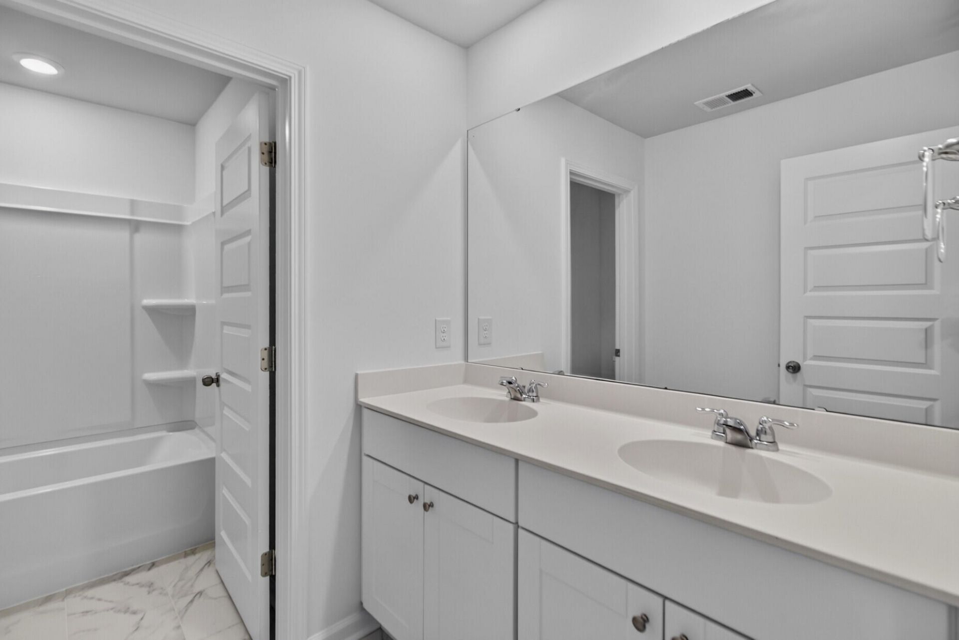 554 Spanish Wells Road Photo 31