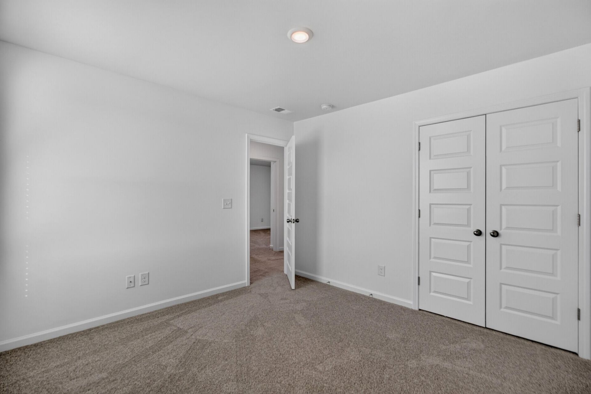 554 Spanish Wells Road Photo 40