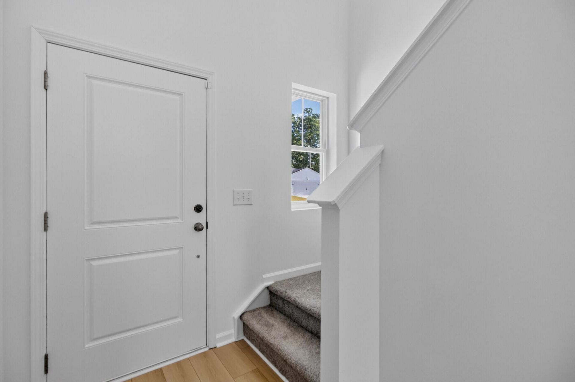 554 Spanish Wells Road Photo 6
