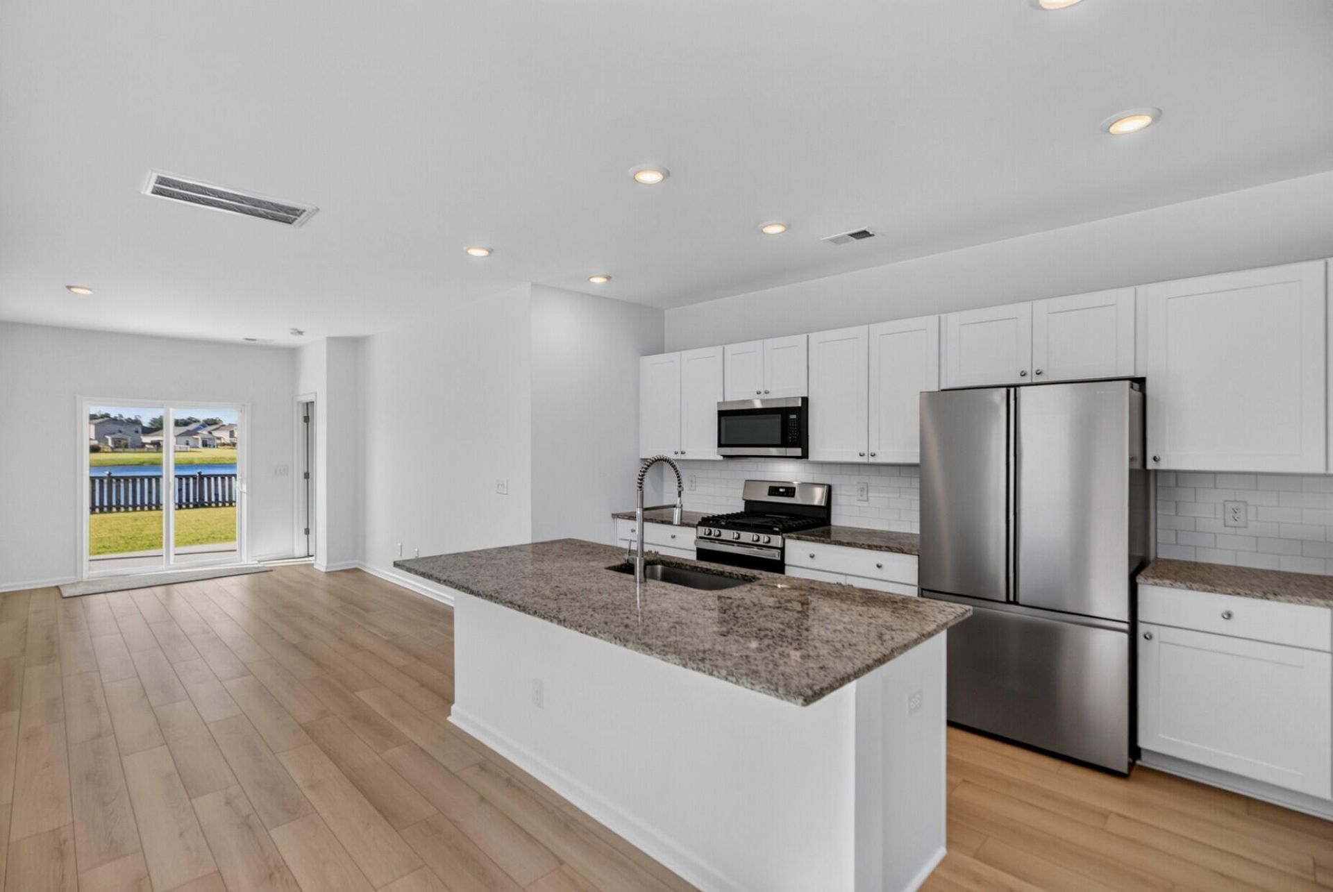 554 Spanish Wells Road Photo 8