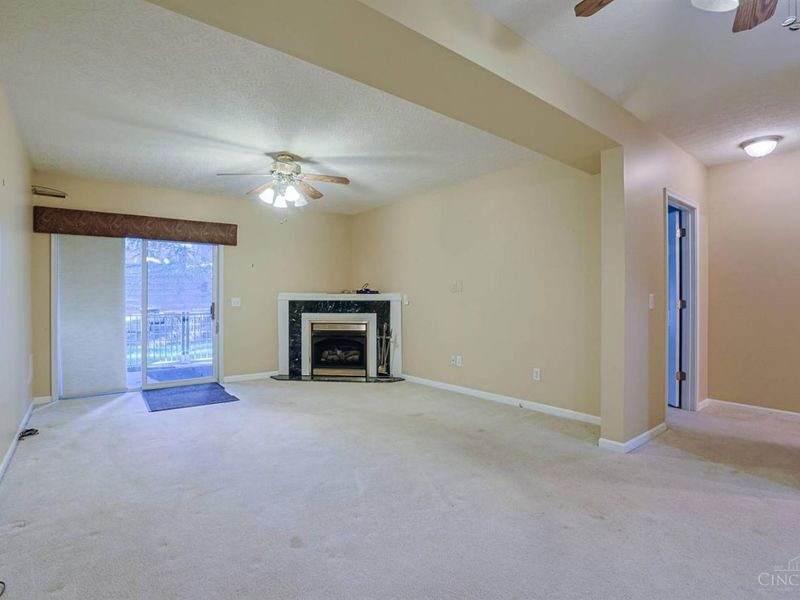 5760 Spire Ridge Court, Green Township, OH 45247 Photo 10