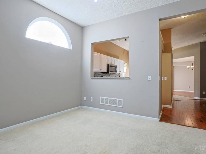 5760 Spire Ridge Court, Green Township, OH 45247 Photo 13